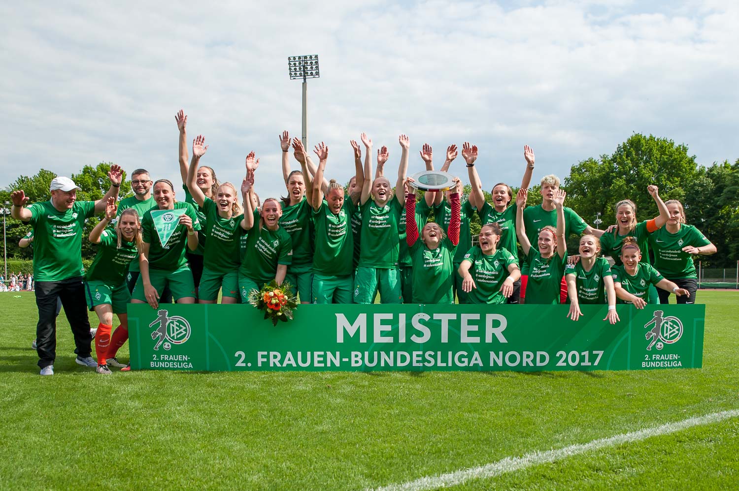 In der Saison 2016/2017 feierten die Werderfrauen den Titel in der 2. Bundesliga Nord. (Foto: Oliver Baumgart)