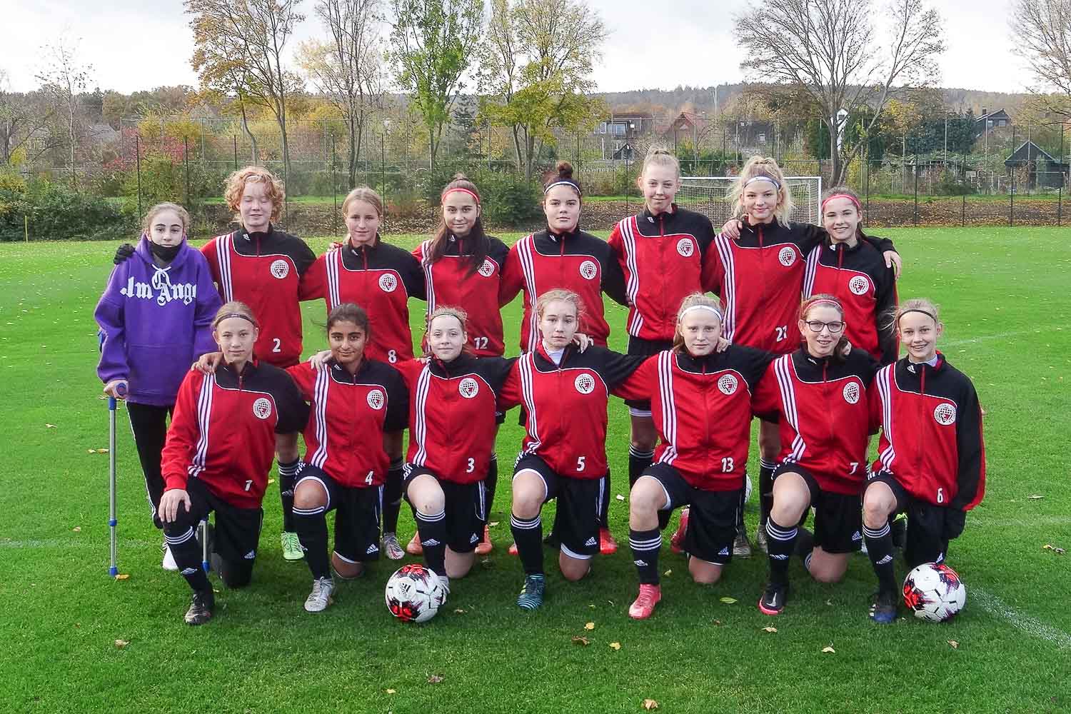 Die U16-Mädchen des BFV beim Norddeutschen Länderpokal in Barsinghausen. (Foto: privat)